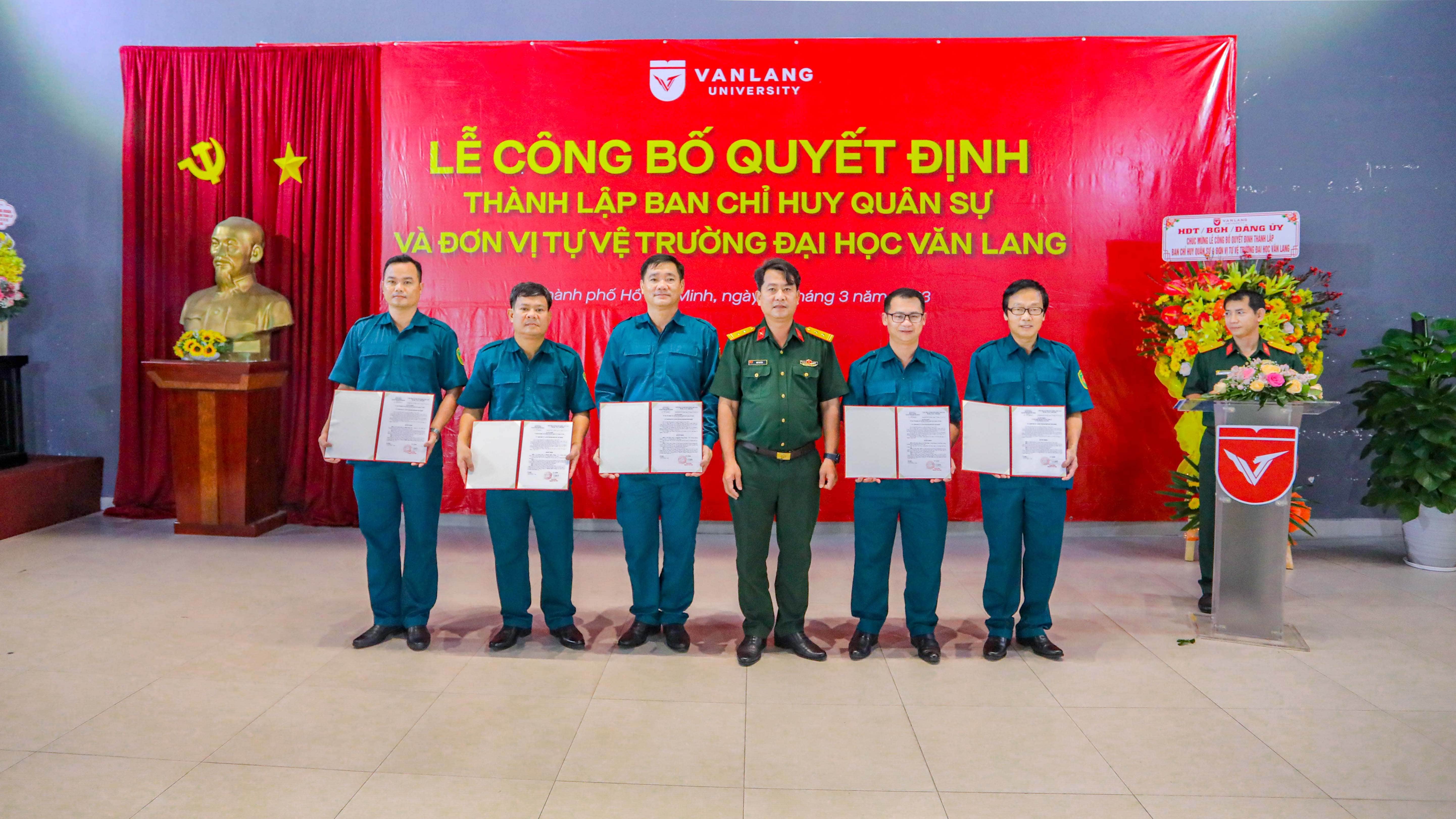 TRƯỜNG ĐẠI HỌC VĂN LANG THÀNH LẬP BAN CHỈ HUY QUÂN SỰ a 3 min