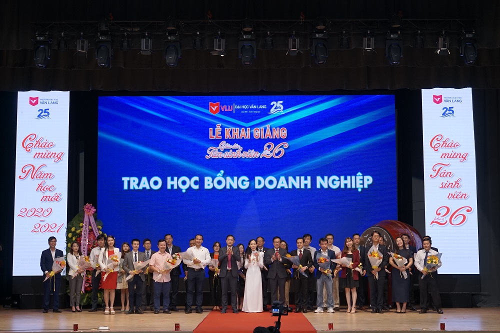 vlu khoaluat c