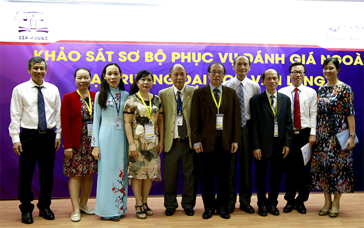 DH van lang khao sat so bo doan danh gia ngoai 01