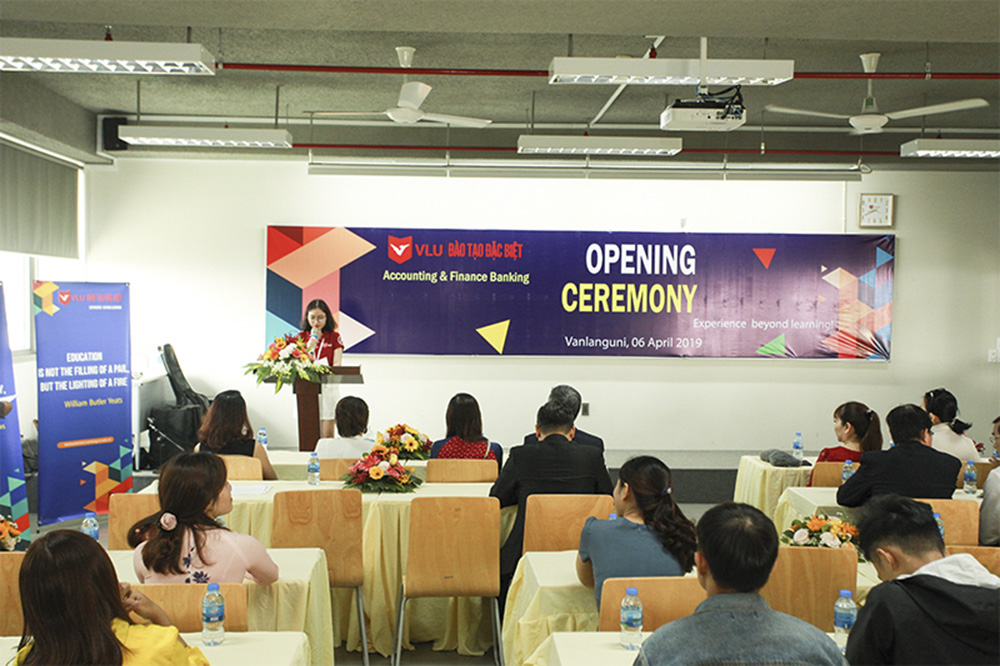 vlu tuyen sinh 2020 a