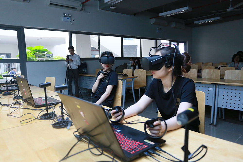 vlu cong nghe vr a