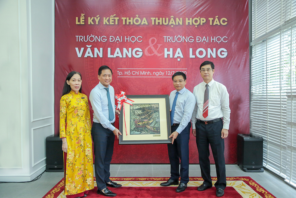 dai hoc van lang mou dh ha long e