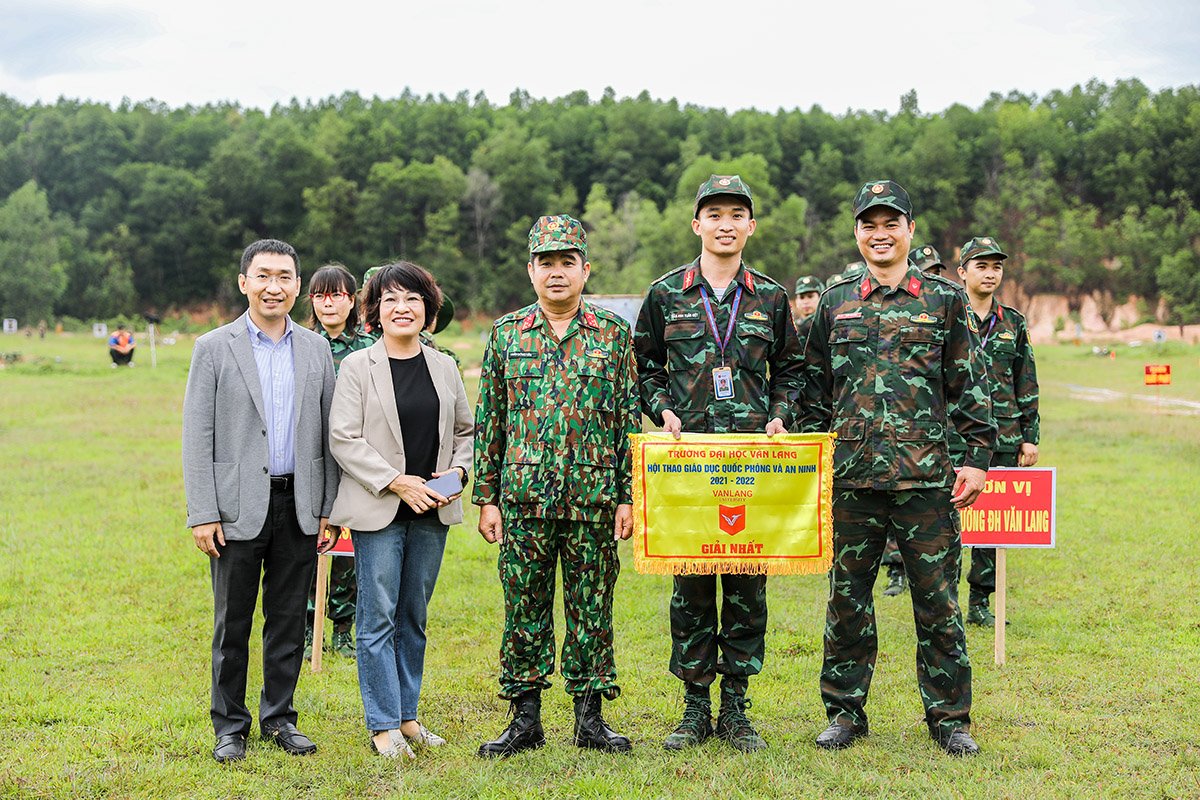 vlu to chuc hoi thao giao dục quoc phong va an ninh d