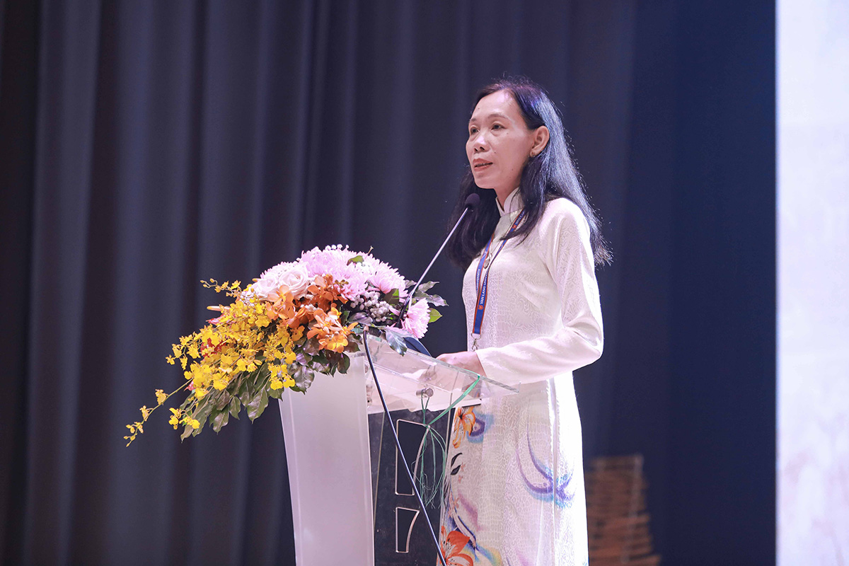 vlu loi chuc hoa binh a