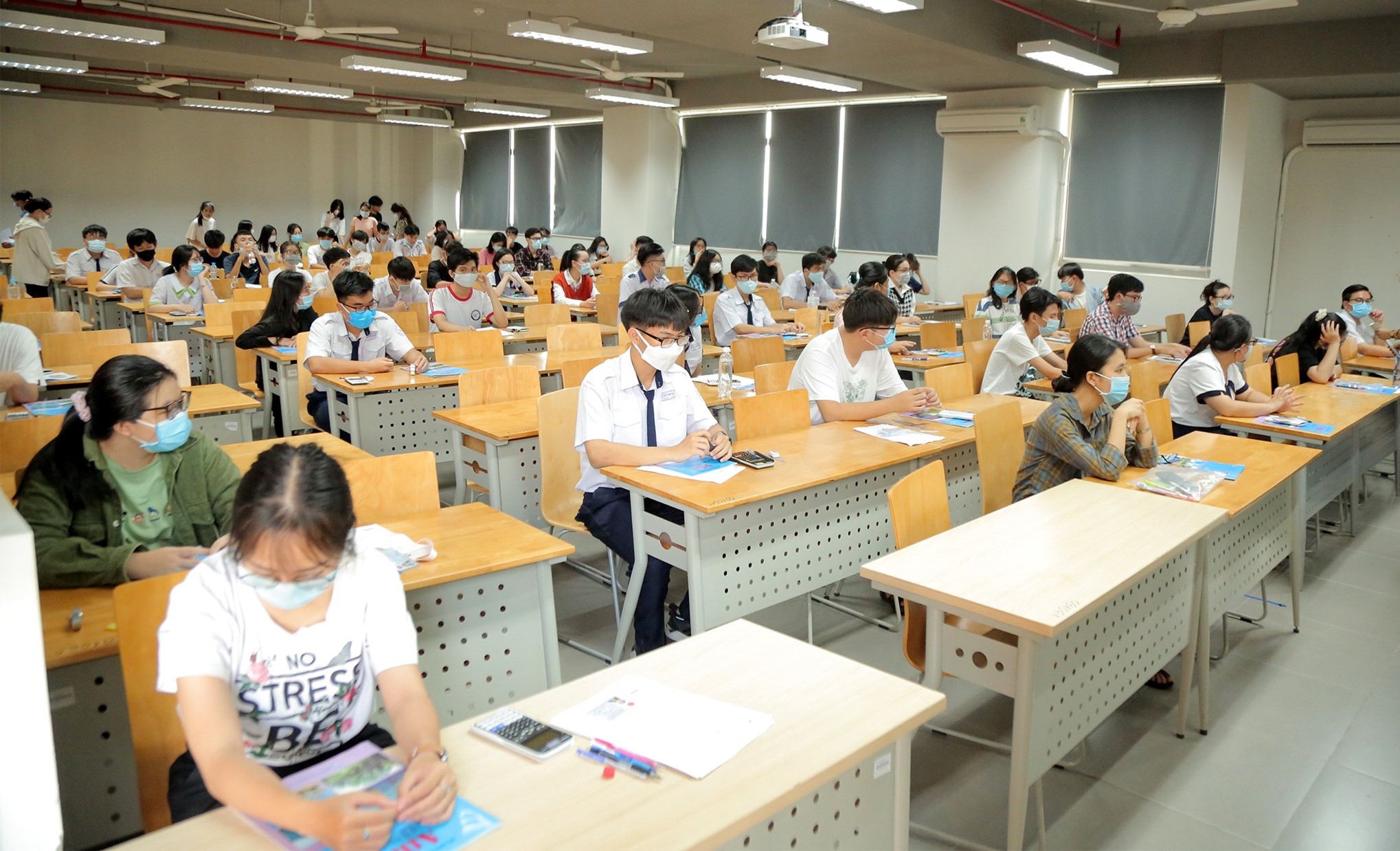 dai hoc van lang danh gia nang luc 2832021 bb