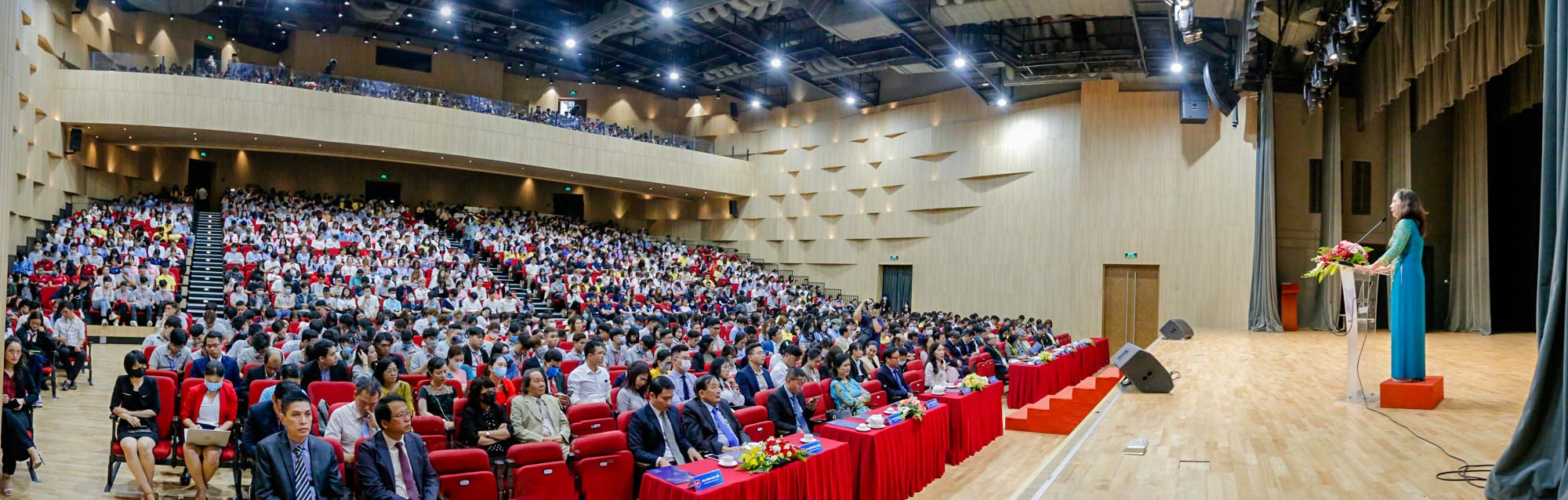 vlu khai mac kiem dinh ngoai