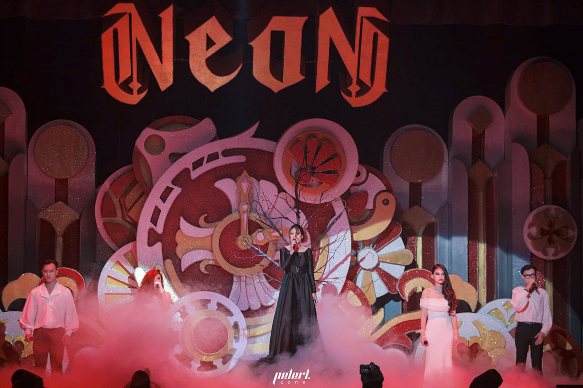 vlu neon triumphal 2020 f