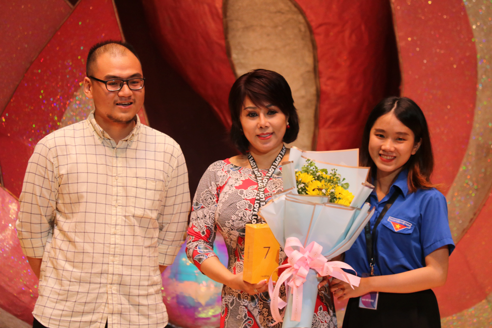vlu chuong trinh cha tan sinh vien k26 khoa pr e