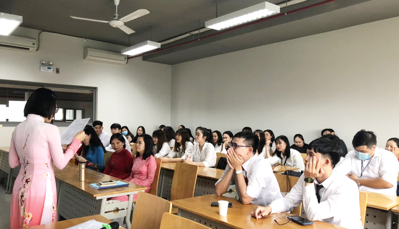 Buoi bao ve khoa luan tot nghiep dac biet cua sinh vien khoa 22 nganh Cong nghe Ky thuat Moi truong a