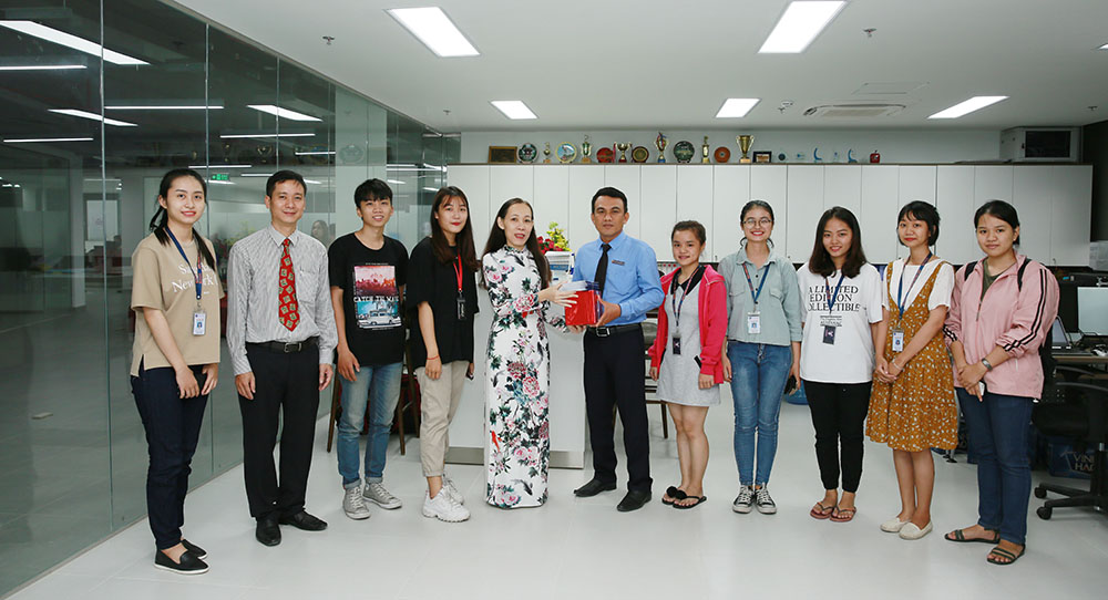 dai hoc van lang khoa quan tri kinh doanh tm