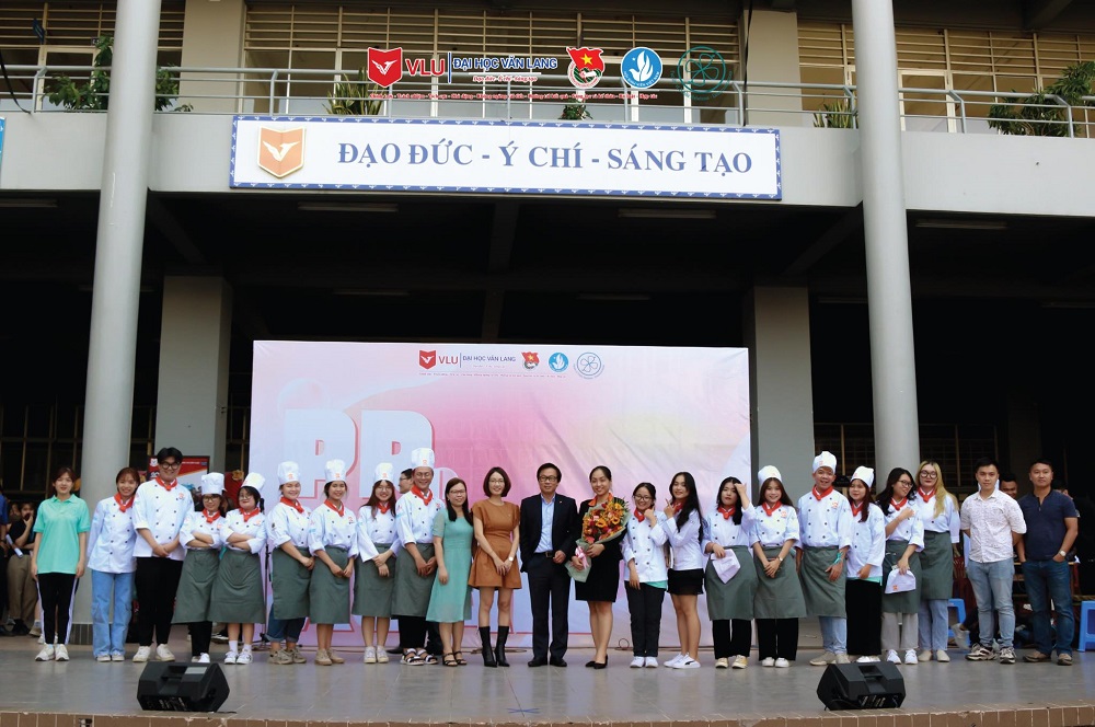 vlu hoi xuan pr c