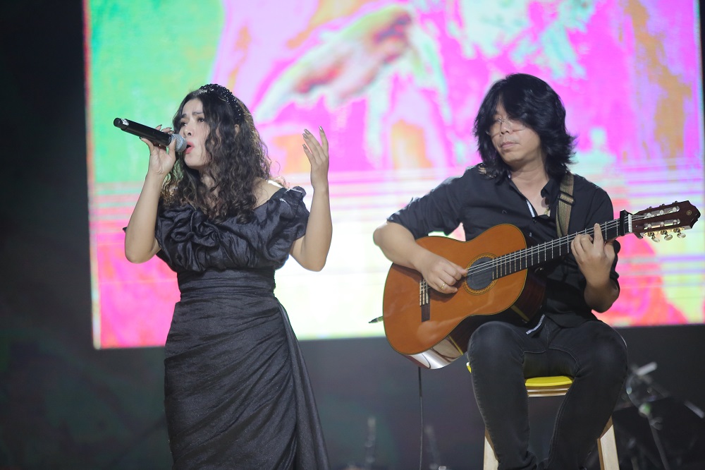 vlu dem nhac trinh cong son tang ru ta ngam ngui