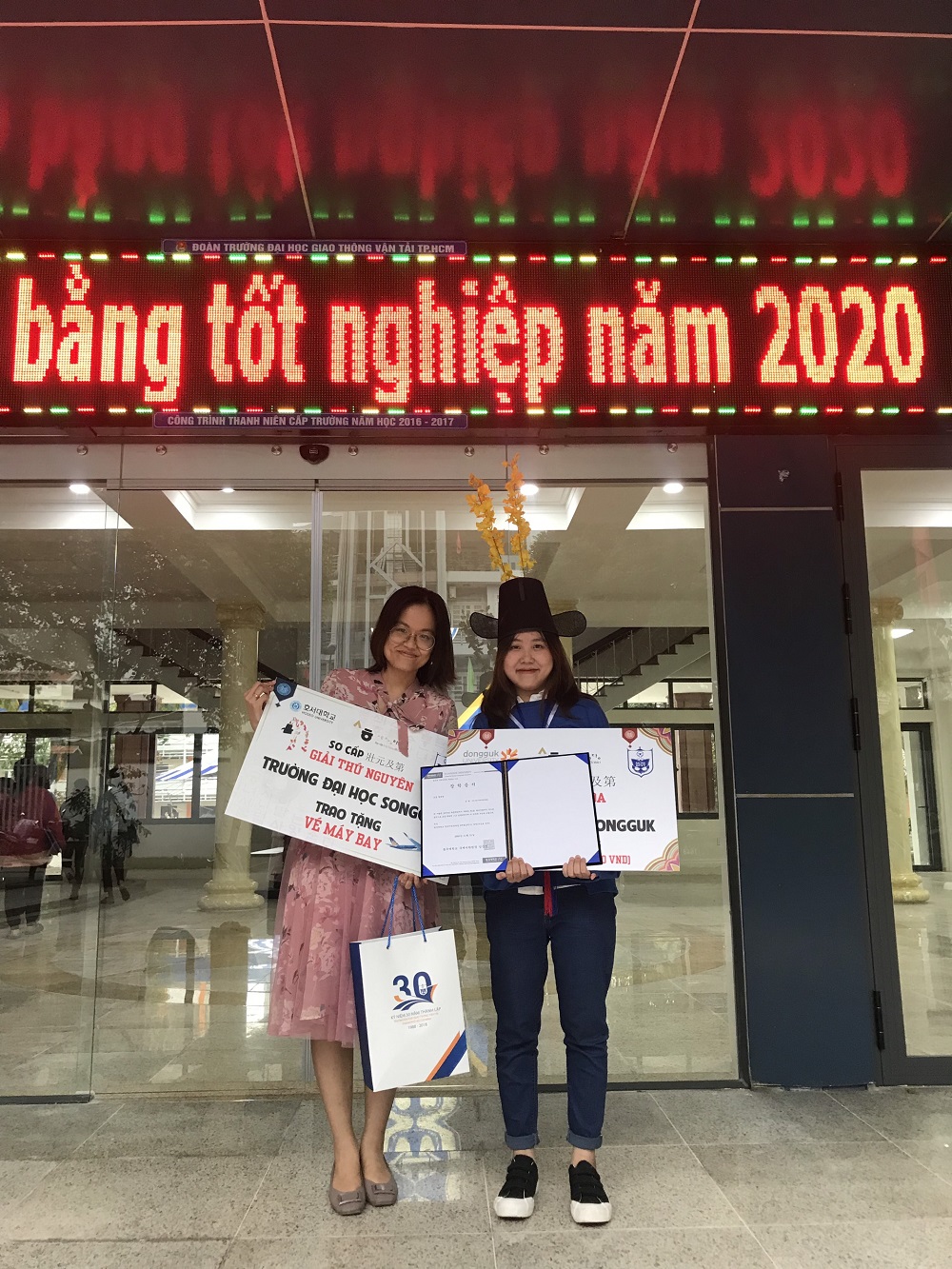 vlu sv du huynh huong giai ba viet tieng han c