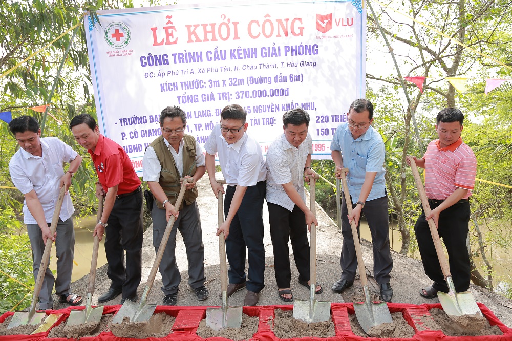 vlu khoi cong xay cau hau giang b