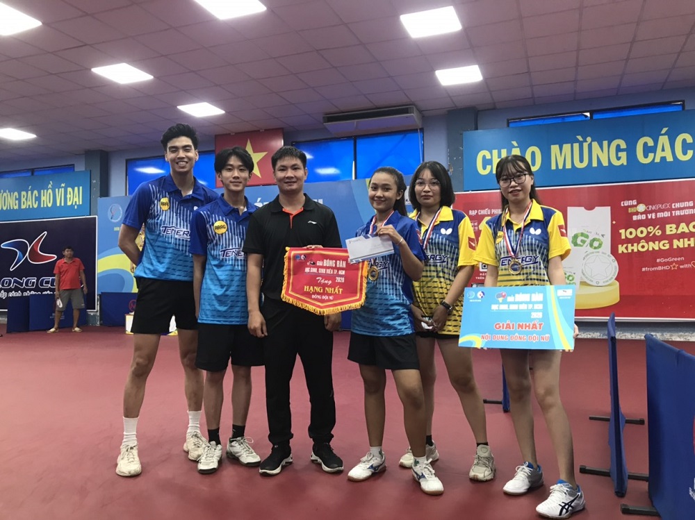 vlu tuyen bong ban nu gianh huy chuong vang c