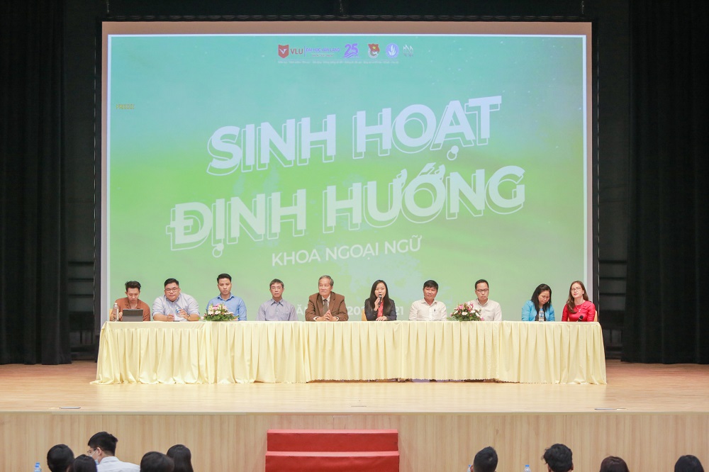 vlu khoa ngoai ngu sinh hoat dinh huong g
