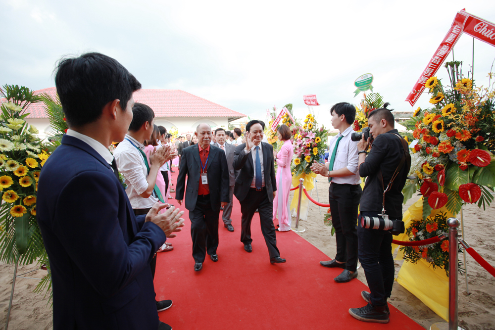 bo truong phung xuan nha khoi cong co so 3 002