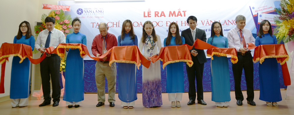 ra mat tap chi khoa hoc 007