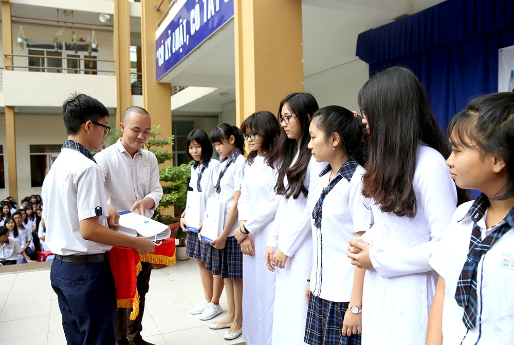 nguyen tat thanh 006