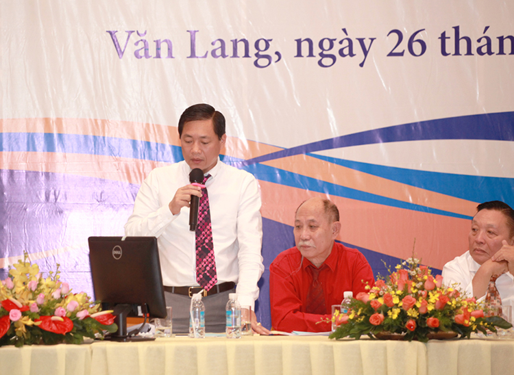 van lang 2017 dai hoi dong co dong lan thu hai 26032017 IMG 8493