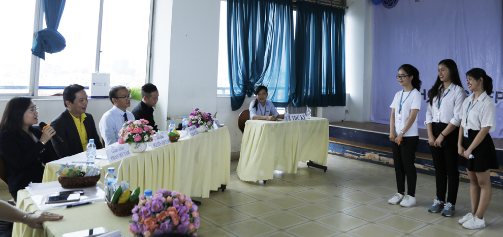 van lang 2017 cau lac bo tai chinh ngan hang cuoc thi khoi nghiep sinh vien 23042017 MG 1174