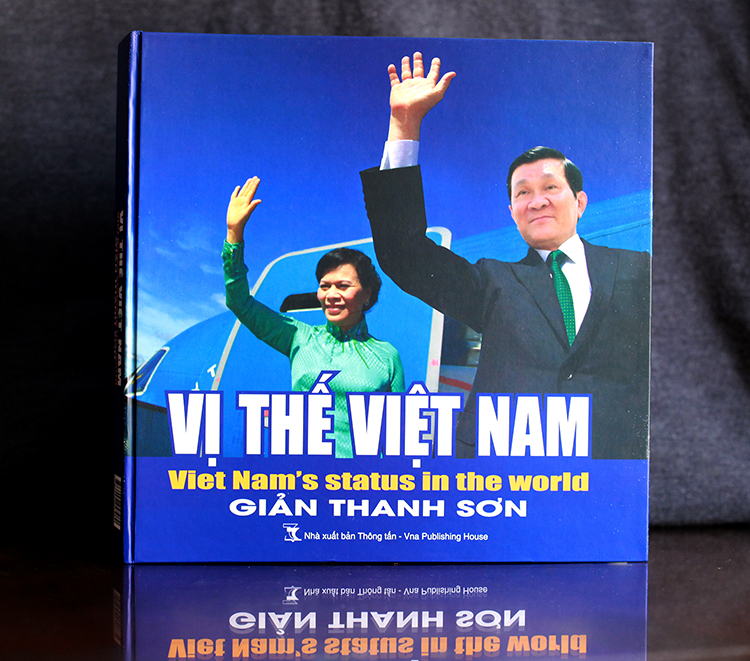 trien lam ky su ngoai giao gian thanh son 002