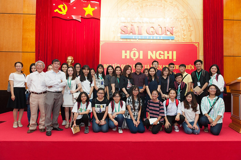 tham quan 001