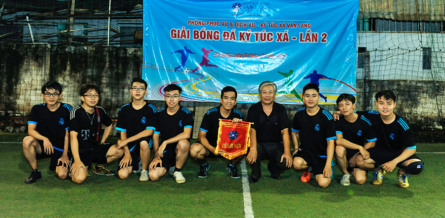 cup doan ket ky tuc xa 008