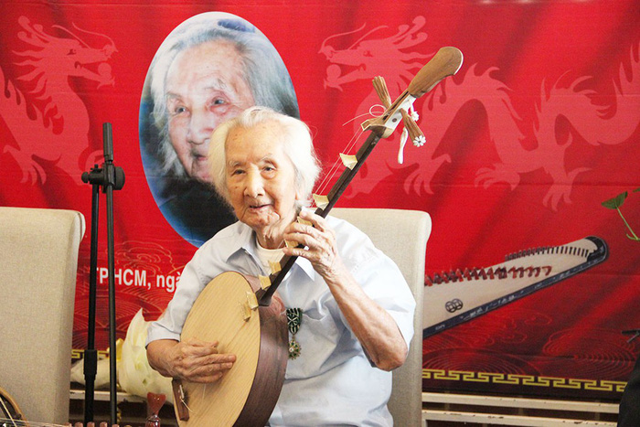 nhac su vinh bao 001