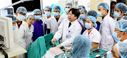 Chưa bao giờ các trường đại học (ĐH) Việt Nam lại xem trọng việc công bố quốc tế như hiện nay. Có trường chi từ vài chục đến cả trăm triệu đồng cho mỗi bài báo công bố quốc tế lọt vào danh mục ISI/SCOPUS.
