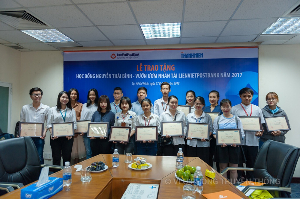 lienviet postbank hoc bong 001