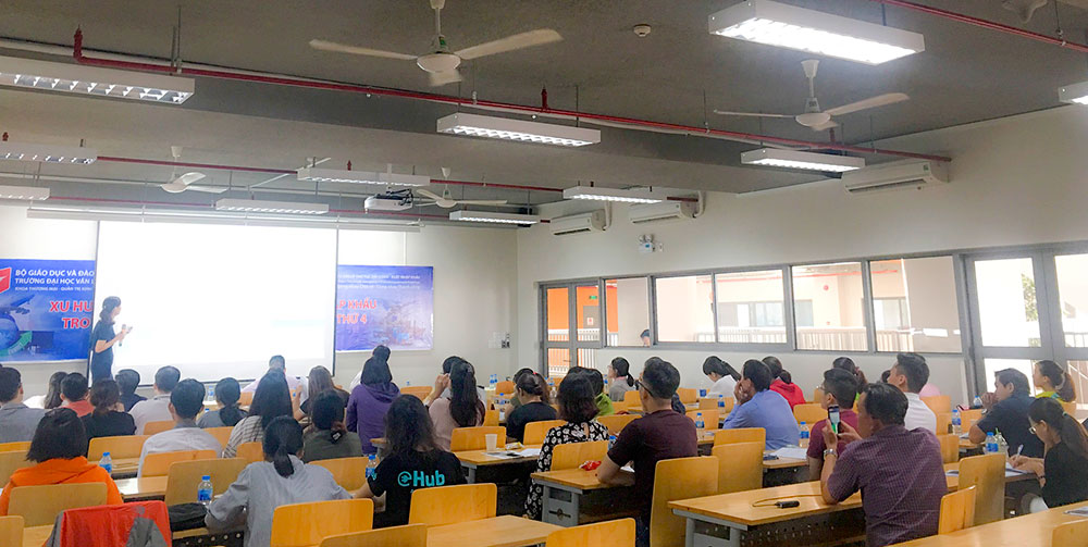 vlu hoi thao kinh doanh quoc te 001