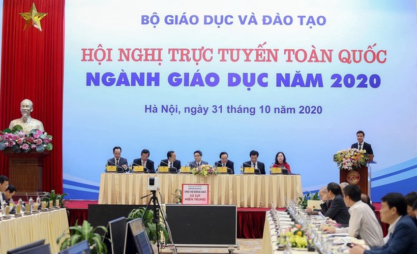 vlu hoi nghi giao duc truc tuyen aa