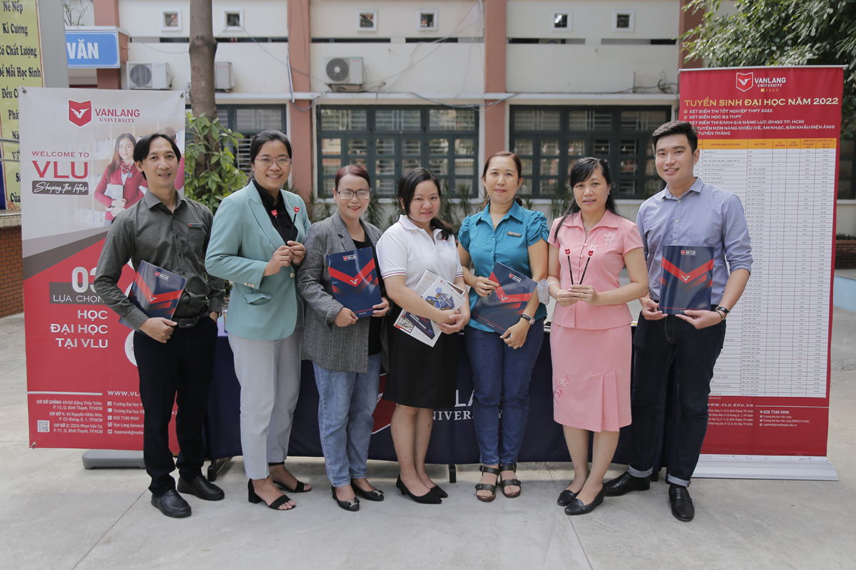 vlu tvts nguyen huu huan b