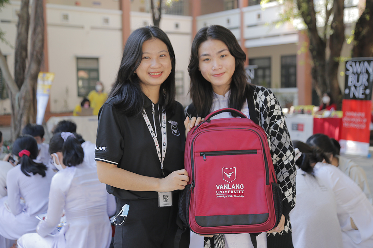 vlu tvts nguyen huu huan c