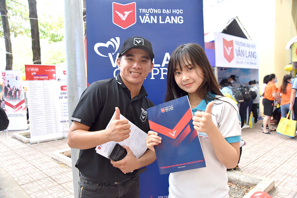 dai hoc van lang xettuyenthang a