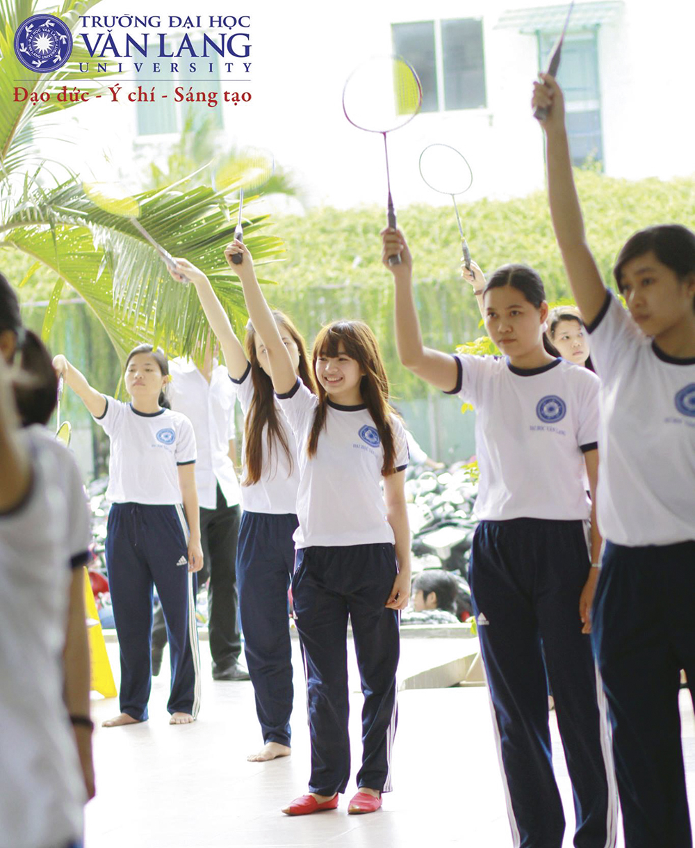 cuoc thi thiet ke dong phuc the duc 02