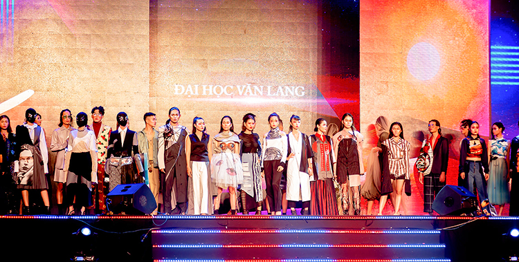 DH van lang fashionology festival 2017 09