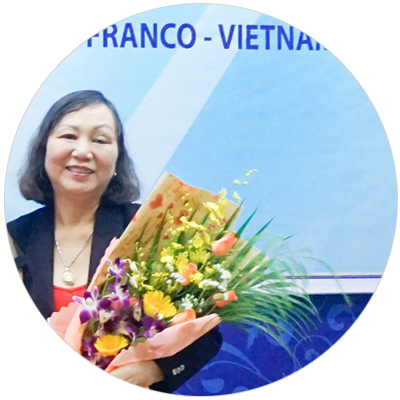 dai hoc van lang trao van bang du lich phap viet 05 6 2017 08