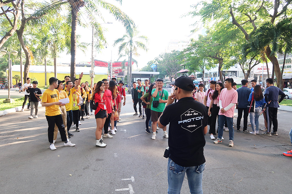 DH van lang kham pha sai gon 02