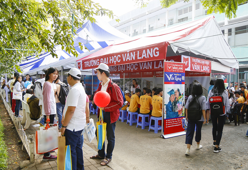 DH van lang ngay hoi tu van bach khoa aa