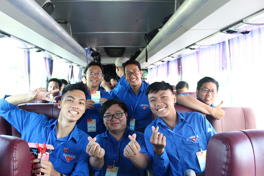 dh van lang hoi trai tuoi tre giu bien d