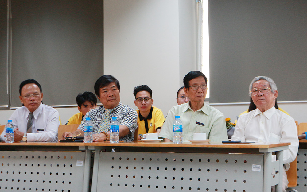 dh van lang giao luu nha van nguyen manh tuan h
