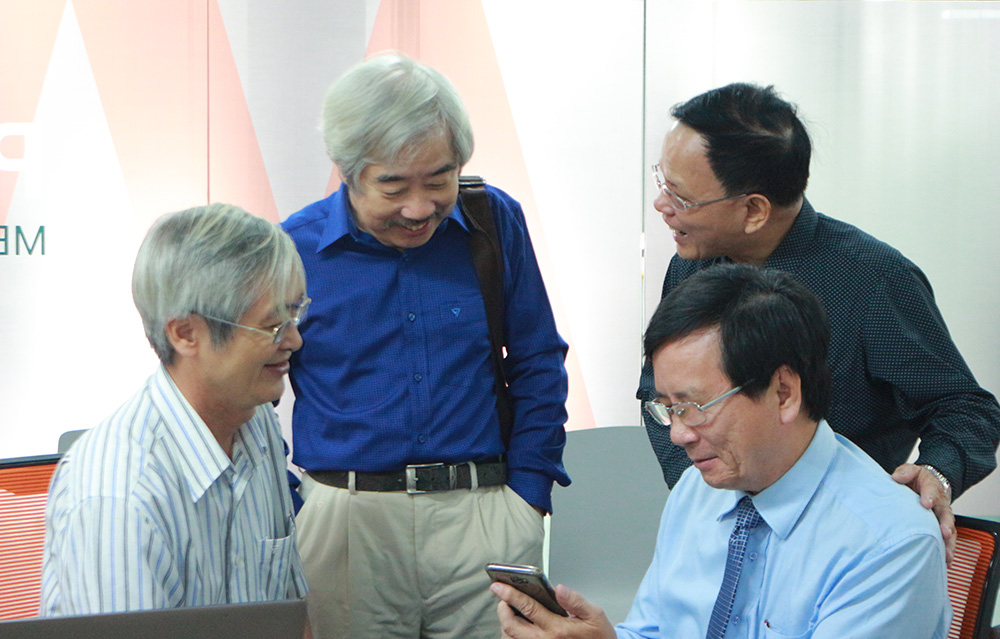 dh van lang hoi thao kh van hoc ung dung e
