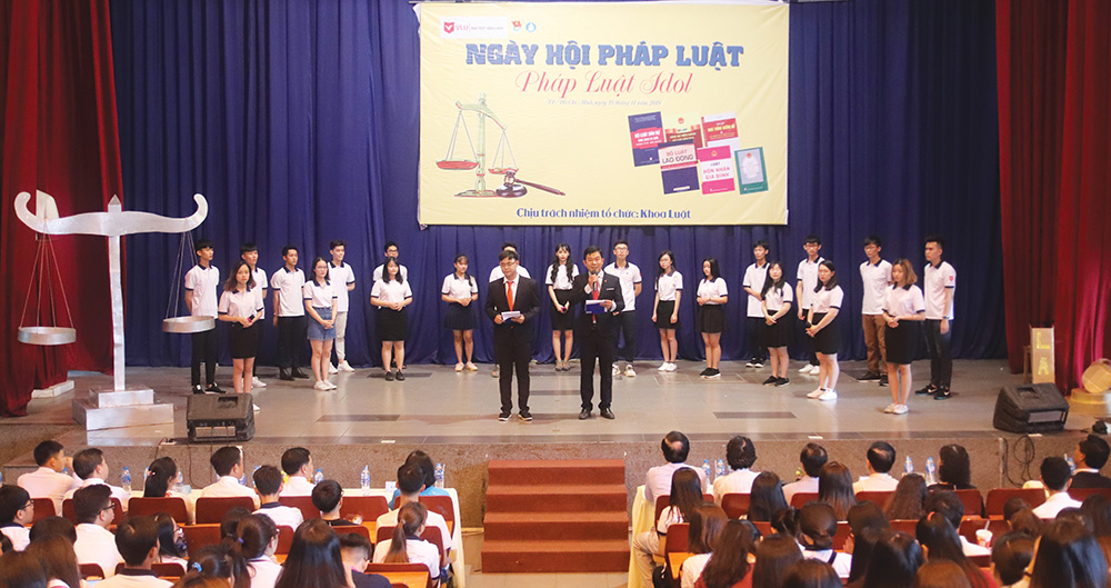 dh van lang nganh luat hoc a