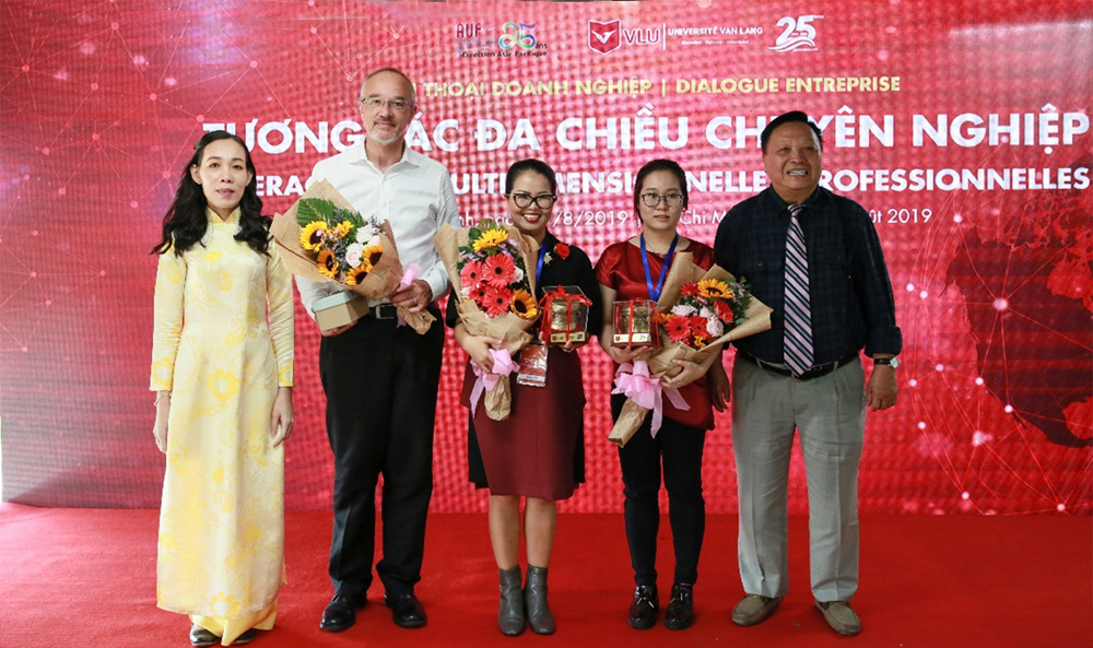 vlu doi thoai phap viet e