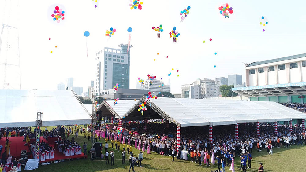 DH van lang khai giang khoa24