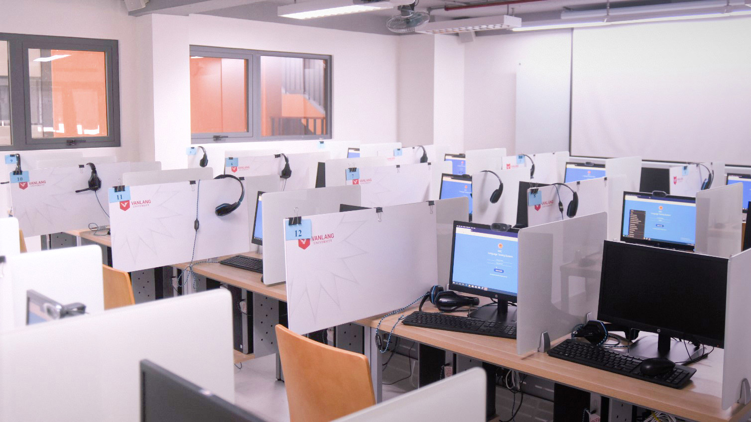 vlu hoi thao chuong trinh tesol c