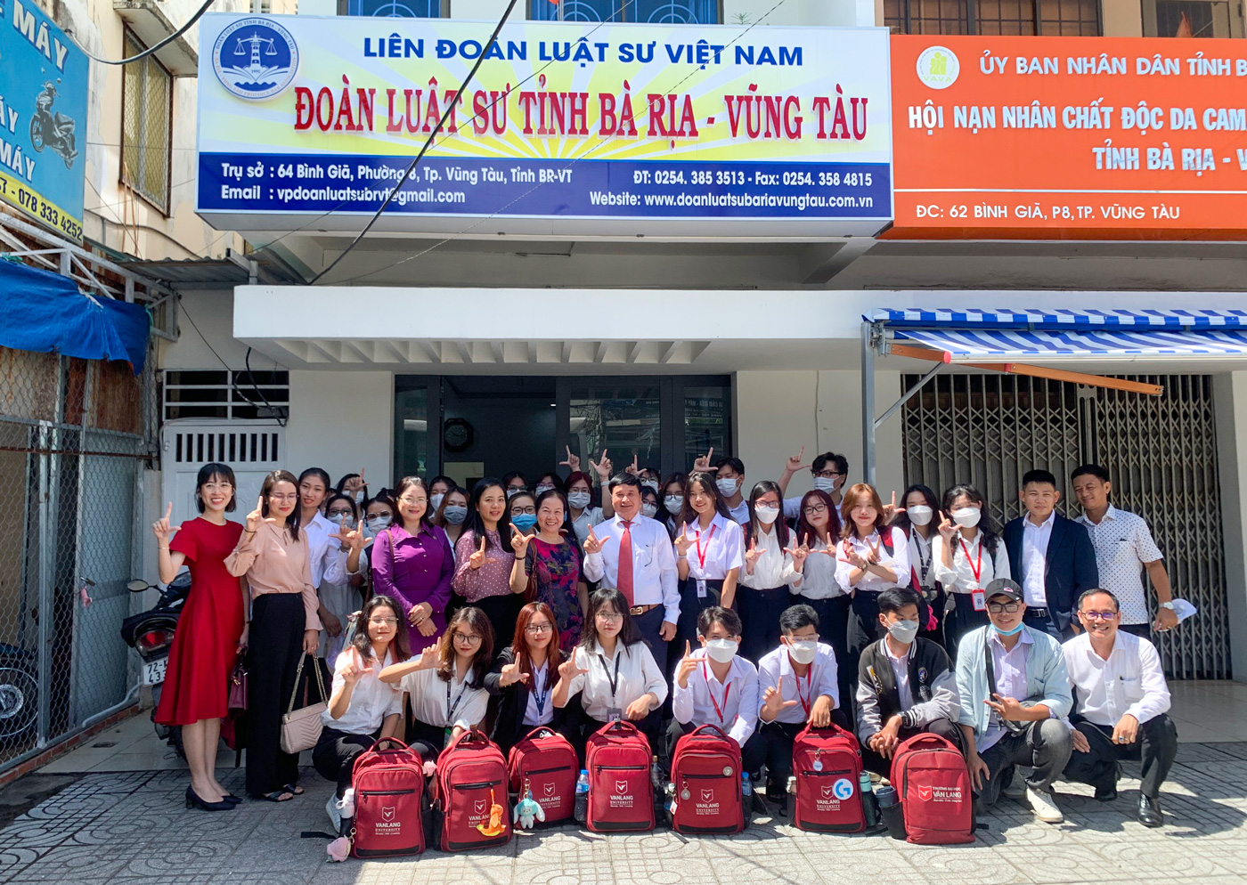 vlu buoi tham quan thuc te khoa luat c