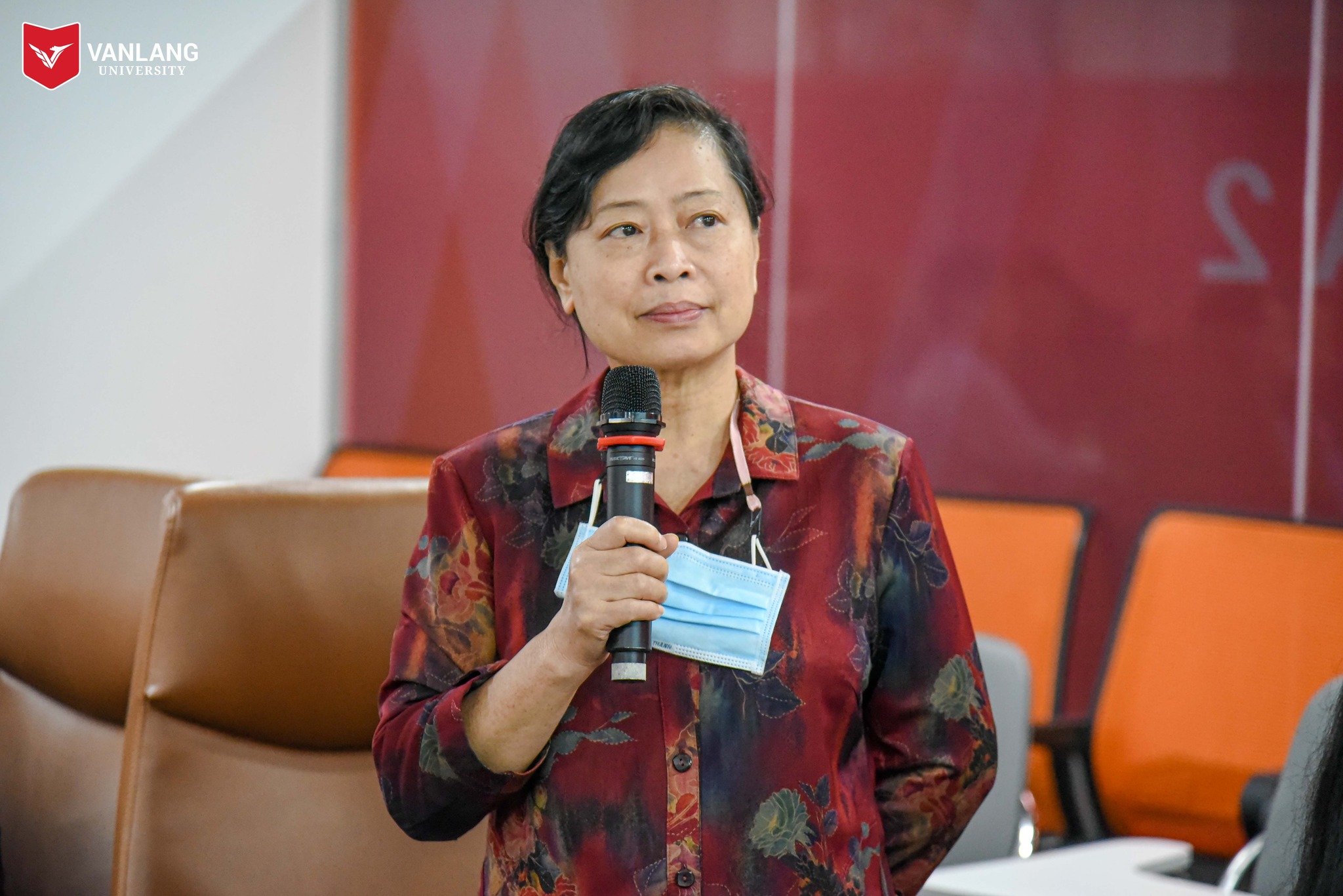 vlu hoi thao quoc te khoa moi truong d